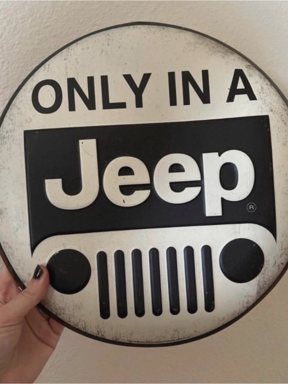 Jeep Round Wall Sign in Black & White
